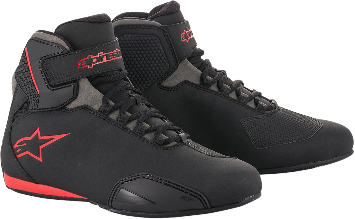BOTINES ALPINESTARS SEKTOR NEGRO/GRIS/ROJO