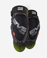 Protector Rodilla EVS TP199 Juvenil, Espuma RMF Reactiva, Trac-Grip, Alto Impacto