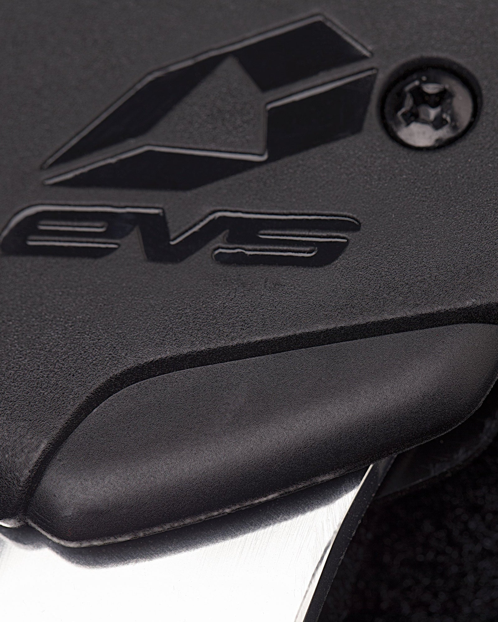 Rodillera Deportiva EVS Sports Axis Sport: Protección Avanzada y Rendimiento Superior