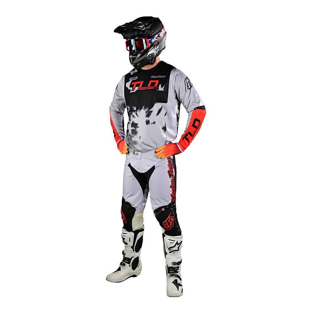 Maillot Troy Lee Designs GP Astro MX Enduro: Rendimiento Superior Gris Naranja
