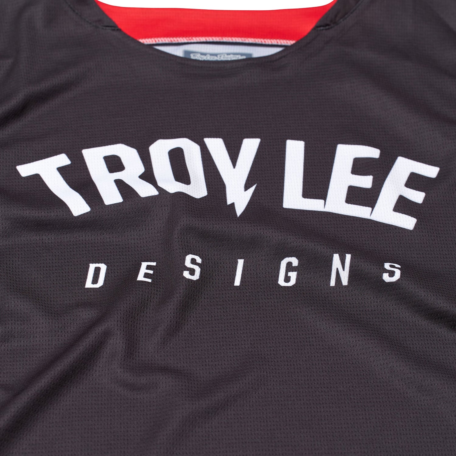 Maillot Juvenil Troy Lee Designs GP Pro Boltz Negro: Rendimiento, Ventilación y Durabilidad