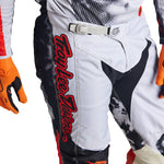 Pantalones Troy Lee Designs GP Astro Gris Naranja: Rendimiento y Durabilidad Motocross