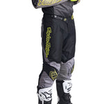 Pantalón Motocross Troy Lee Designs GP Icon Negro/Gris: Máximo Rendimiento y Protección