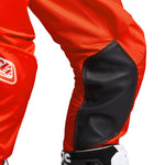 Pantalón de Motocross Troy Lee Designs GP Mono Naranja: Rendimiento, Durabilidad y Ajuste Óptimo