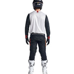 Maillot Troy Lee Designs Scout GP Transpirable Carbón/Blanco Vintage para Moto Trail