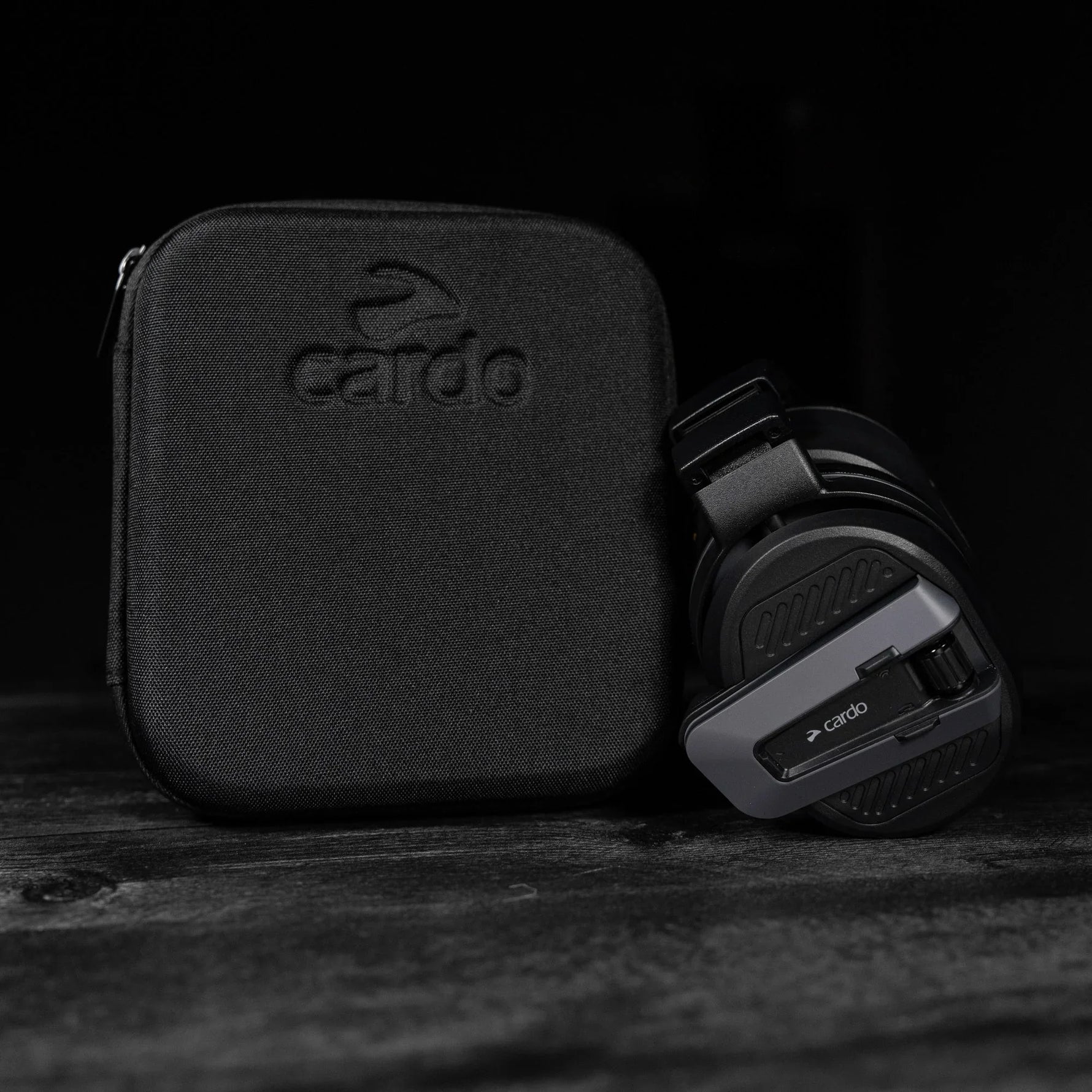 Auriculares Cardo Packtalk Edgephones ORV: Conectividad, Gel y Estilo CardoFam